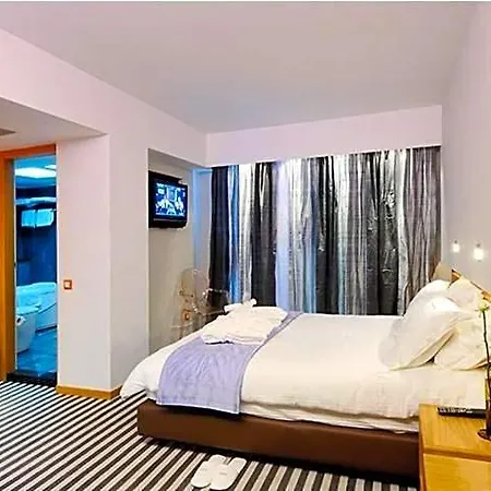 Hotel Galaxy Center Patras