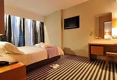 Hotel Galaxy Center 3*